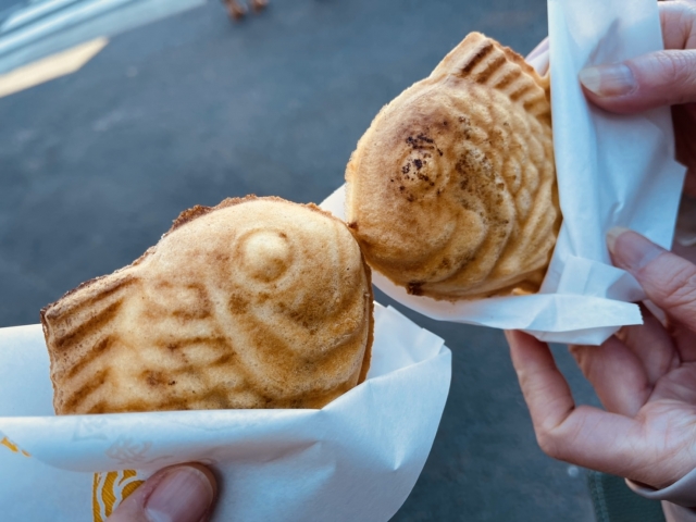 【イメージ画像】焼きたて!カップルのたい焼き